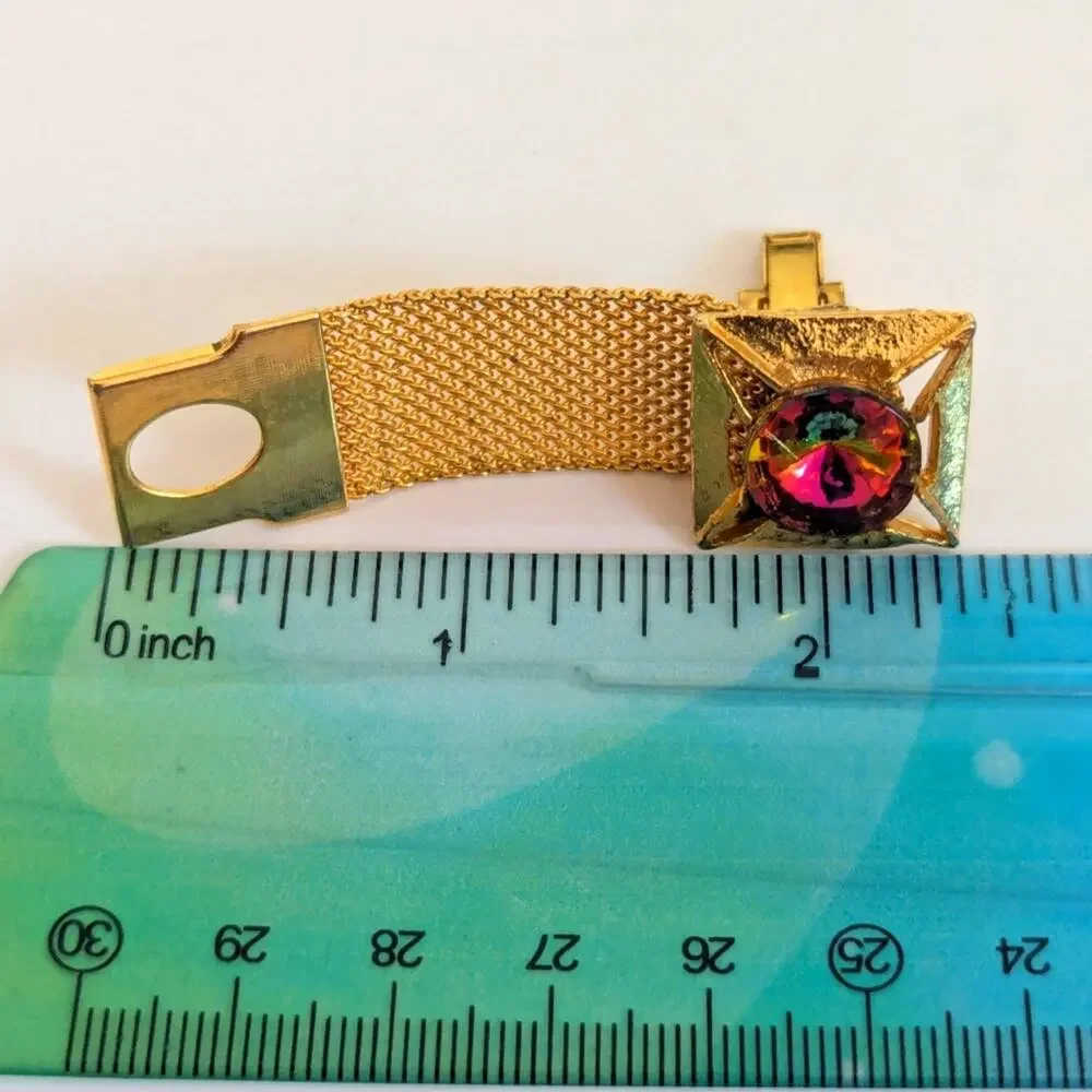 Vintage 70s Mod Gold Tone Watermelon Rivoli Glass Crystal Square Cufflinks